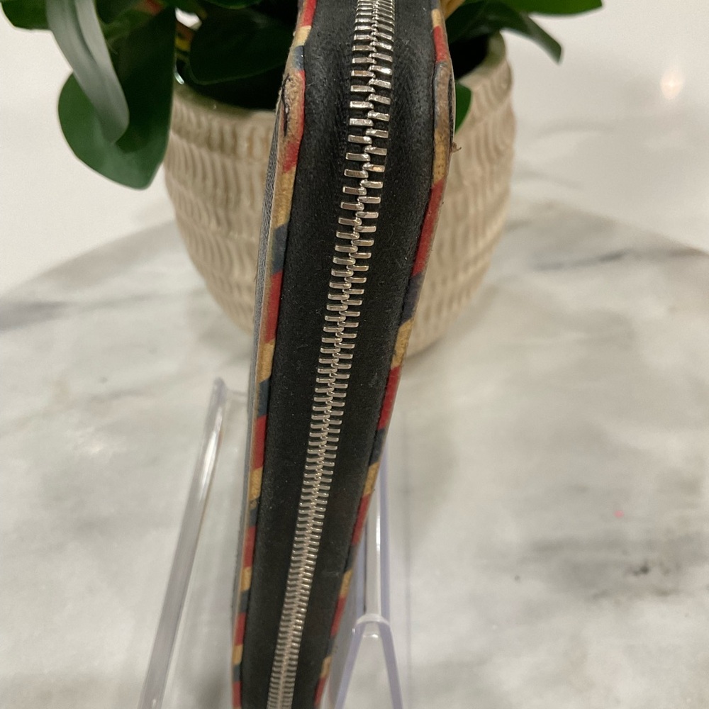 Gucci Black and Red Wallet Sleek Design - Picture 6 of 9